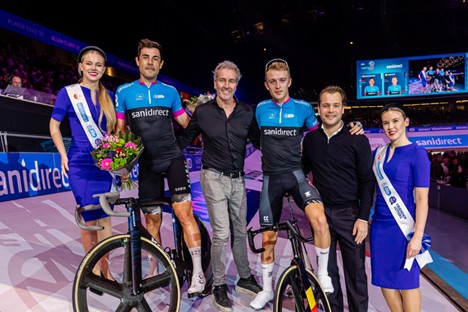 Over 40 customers and partners at Wielerzesdaagse